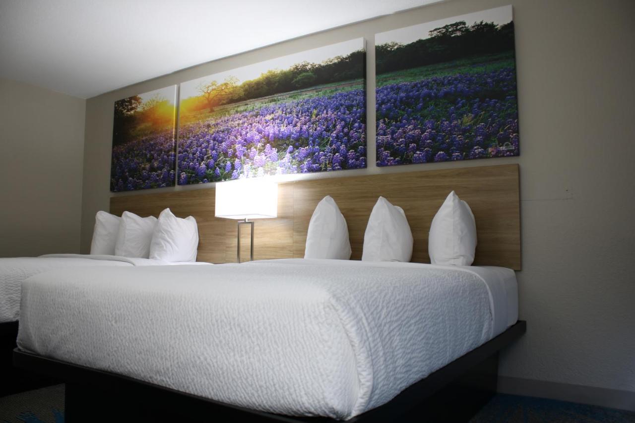 Days Inn By Wyndham Waco University Area 외부 사진