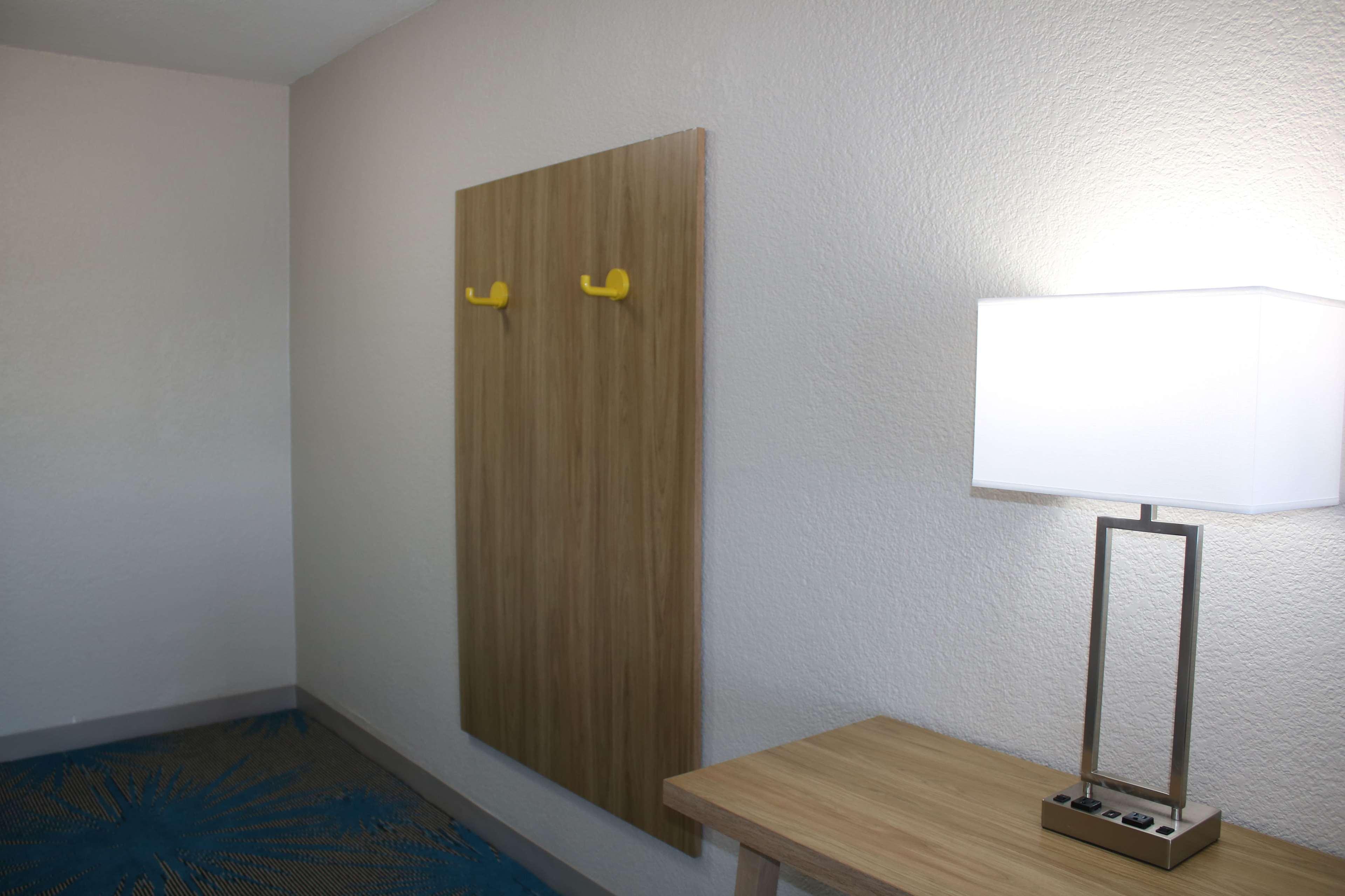 Days Inn By Wyndham Waco University Area 외부 사진